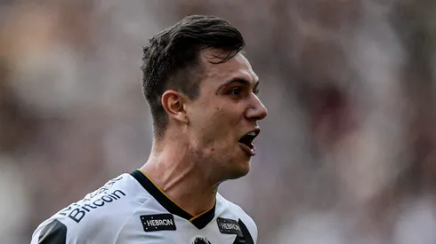 RJ - RIO DE JANEIRO - 23/04/2023 - BRASILEIRO A 2023, VASCO X PALMEIRAS - Lucas Piton jogador do Vasco durante partida contra o Palmeiras no estadio Maracana pelo campeonato BRASILEIRO A 2023. Foto: Thiago Ribeiro/AGIF