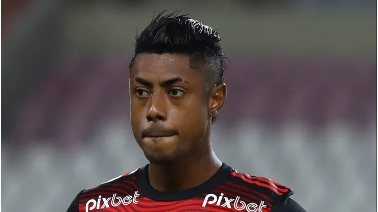 LIMA, PERU - APRIL 05: Bruno Henrique of Flamengo looks on prior to a match between Sporting Cristal and Flamengo as part of Copa CONMEBOL Libertadores 2022 at Estadio Nacional de Lima on April 5, 2022 in Lima, Peru. (Photo by Leonardo Fernandez/Getty Images)