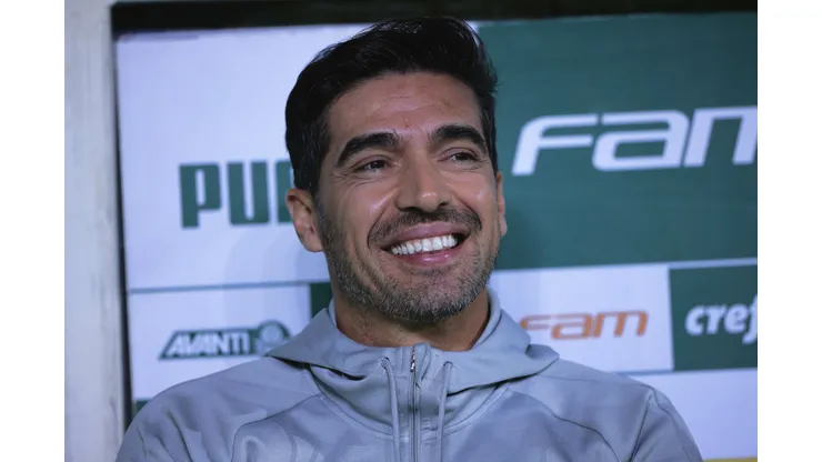 SP - SAO PAULO - 15/09/2023 - BRASILEIRO A 2023, PALMEIRAS X GOIAS - Abel Ferreira tecnico do Palmeiras durante partida contra o Goias no estadio Arena Allianz Parque pelo campeonato Brasileiro A 2023. Foto: Ettore Chiereguini/AGIF