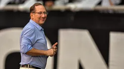 Textor garantiu os jogos do Botafogo contra Palmeiras e Cuiabá no Estádio Nilton Santos Foto: Jorge Rodrigues/AGIF