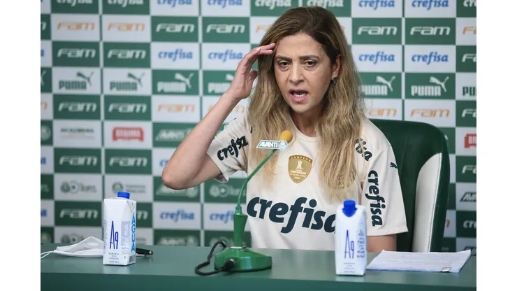 SP - Sao Paulo - 16/12/2021 - PALMEIRAS, COLETIVA PRESIDENTE - A Presidente do Palmeiras Leila Pereira durante coletiva de imprensa realizada no CT Barra Funda. Foto: Ettore Chiereguini/AGIF