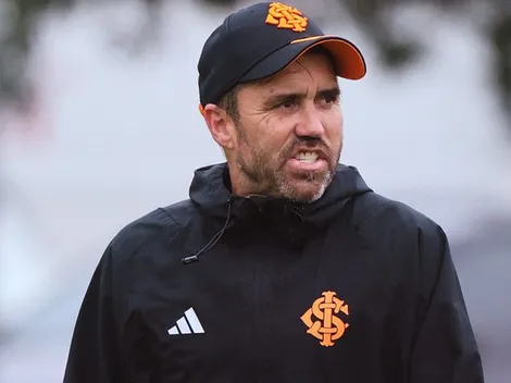 Coudet ganha reforço para encarar o Fluminense e BARRA defensor na escalação do Inter