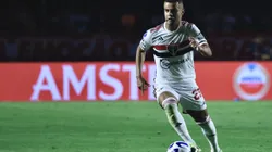 SP - SAO PAULO - 31/08/2023 - COPA SUL-AMERICANA 2023, SAO PAULO X LDU - Rafinha jogador do Sao Paulo durante partida contra o LDU no estadio Morumbi pelo campeonato Copa Sul-Americana 2023. Foto: Marcello Zambrana/AGIF