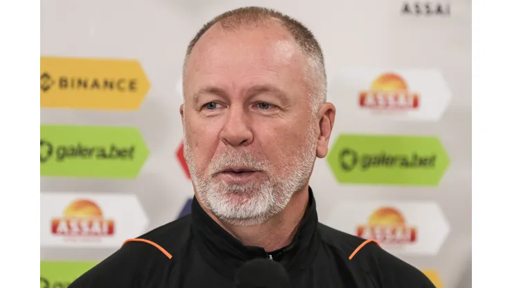 PR - CURITIBA - 22/06/2023 - BRASILEIRO A 2023, CORITIBA X INTERNACIONAL - Mano Menezes tecnico do Internacional durante entrevista antes da partida contra o Coritiba no estadio Couto Pereira pelo campeonato BRASILEIRO A 2023. Foto: Robson Mafra/AGIF