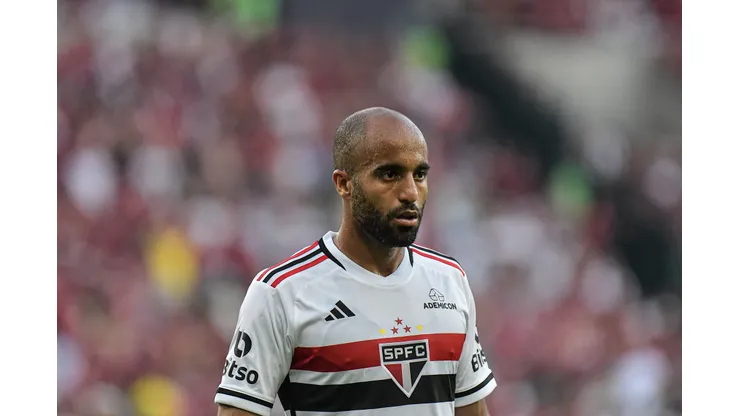 Foto: Thiago Ribeiro/AGIF - Lucas tem contrato com o São Paulo até o fim do ano