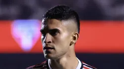 Nestor em ação contra o Corinthians