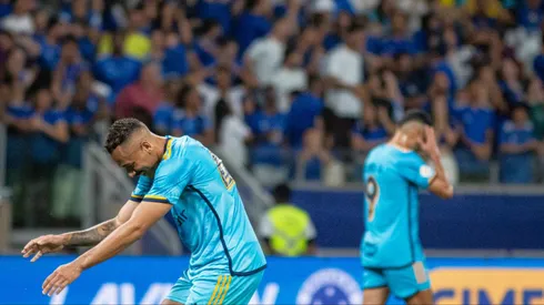 MG - BELO HORIZONTE - 03/09/2023 - BRASILEIRO A 2023, CRUZEIRO X BRAGANTINO - Rafael Elias jogador do Cruzeiro durante partida contra o Bragantino no estadio Mineirao pelo campeonato Brasileiro A 2023. Foto: Fernando Moreno/AGIF
