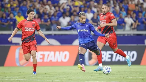 Cruzeiro e Athletico-PR se enfrentam no Mineirão e ficam em empate por 1 a 1, pela 36ª rodada do Brasileirão - Foto: Staff/Cruzeiro