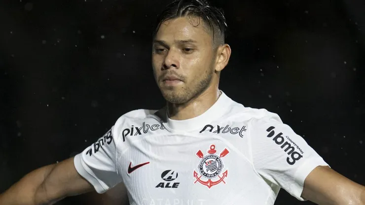 Foto: Jorge Rodrigues/AGIF - Romero comemorando um de seus gols pelo Corinthians contra o Vasco pelo Campeonato Brasileiro