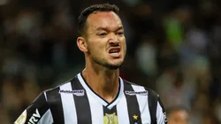 Foto: Fernando Moreno/AGIF - Réver pode ser titular no Atlético-MG