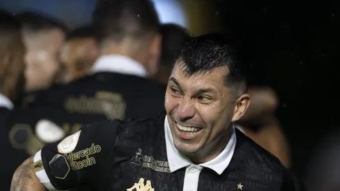 Medel jogador do Vasco comemora gol durante partida contra o Corinthians no estadio Sao Januario pelo campeonato Brasileiro A 2023. Foto: Jorge Rodrigues/AGIF