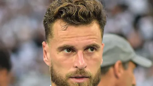 Lucas Lima, jogador do Santos, durante partida contra o Botafogo no estadio Engenhao pelo campeonato Brasileiro A 2023. Foto: Thiago Ribeiro/AGIF