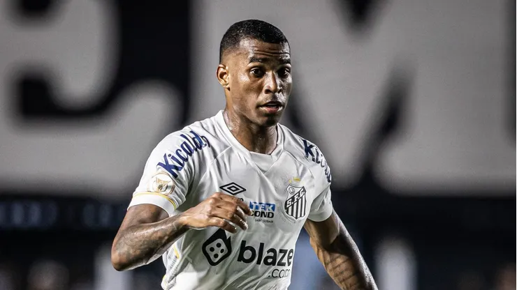 Jean Lucas vive uma reta final ruim de temporada. Foto: Raul Baretta/ Santos FC.