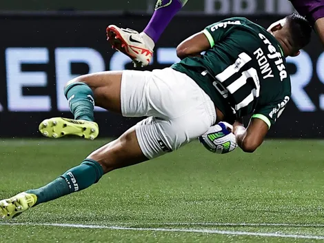 Após grave choque, Rony tem primeira suspeita que preocupa no Palmeiras