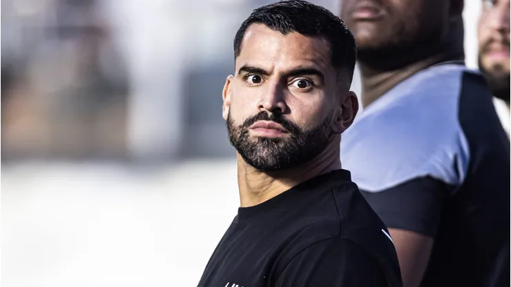 Rincon jogador do Santos durante partida contra o Fluminense no estadio Vila Belmiro pelo campeonato Brasileiro A 2023. Foto: Abner Dourado/AGIF