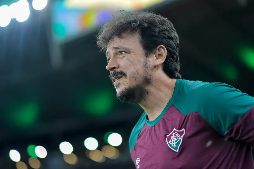 Fernando Diniz tecnico do Fluminense durante partida contra o Coritiba no estadio Maracana pelo campeonato Brasileiro A 2023. Thiago Ribeiro/AGIF