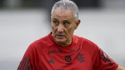Tite em treino do Mengão. O treinador pode perder jogadores importantes - Foto: Marcelo Cortes