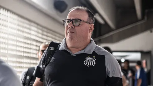 Marcelo Fernandes técnico do Santos tem mudança importante diante do Fluminense. Fotos: Raul Baretta/ Santos FC.