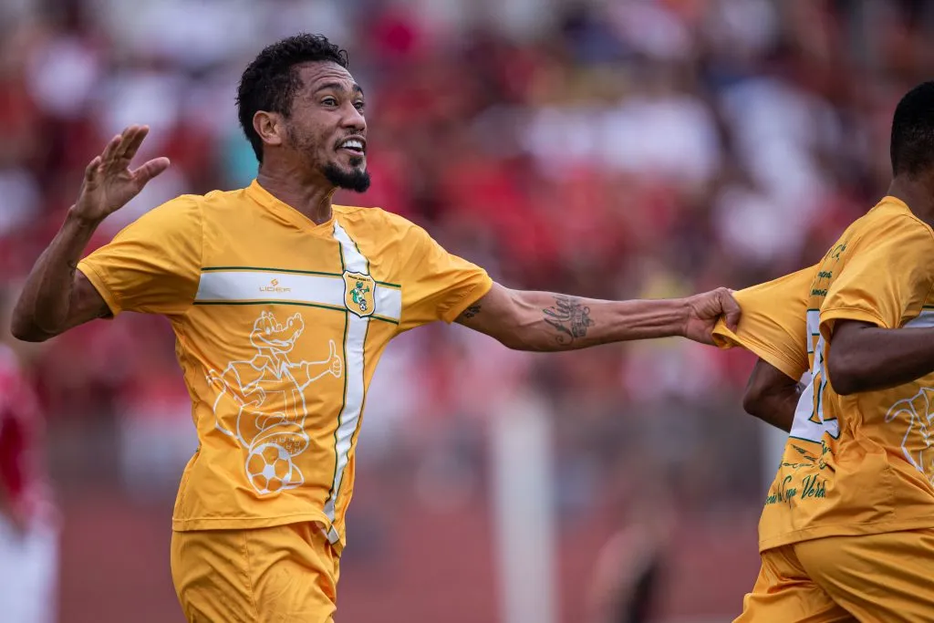 Foto: Heber Gomes/AGIF – Hernane Brocador defendeu recentemente o Brasiliense