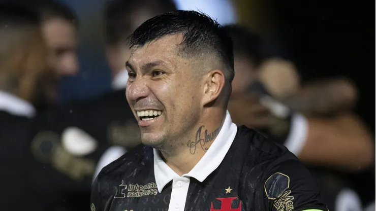 Medel em ação no jogo de ontem (28). Foto: Jorge Rodrigues/AGIF
