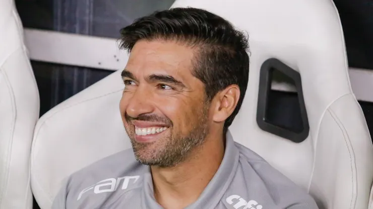 Abel Ferreira tecnico do Palmeiras durante partida contra o Fortaleza no estadio Arena Castelao pelo campeonato Brasileiro A 2023. Lucas Emanuel/AGIF