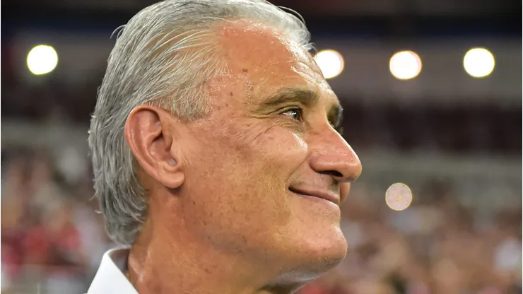 Tite tecnico do Flamengo durante partida contra o Fluminense no estadio Maracana pelo campeonato Brasileiro A 2023. Foto: Thiago Ribeiro/AGIF