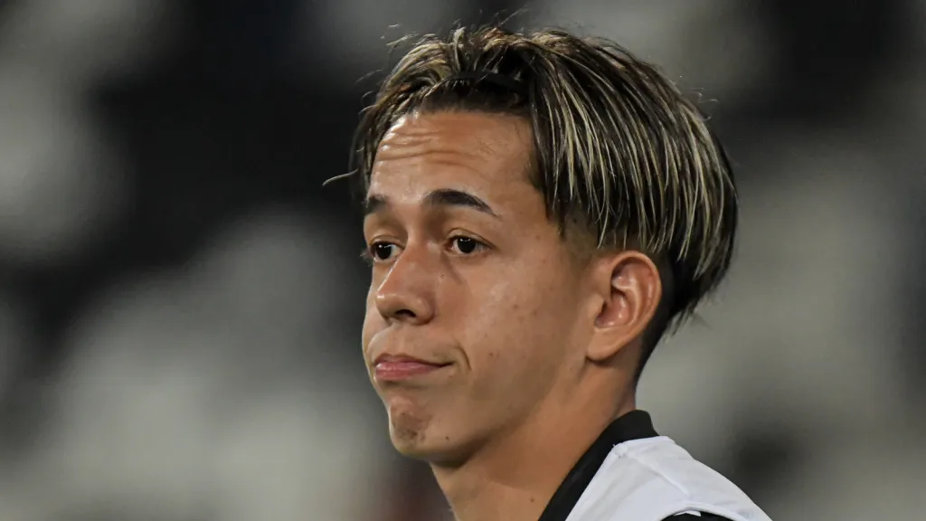 Segovinha, jogador do Botafogo - Foto: Thiago Ribeiro/AGIF