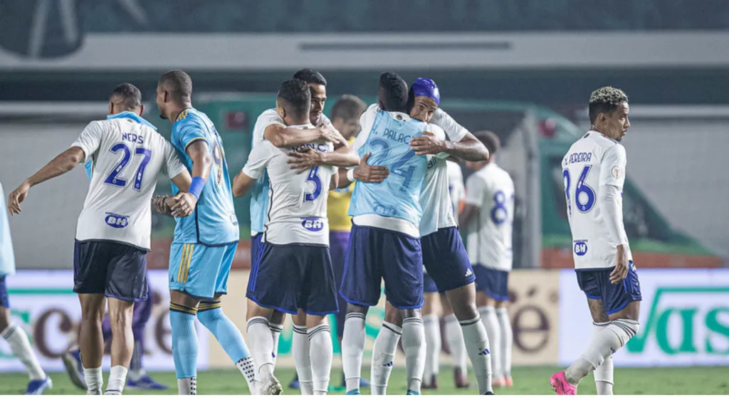 Jogadores do Cruzeiro comemoram vitória sobre o Goiás – Foto: Flickr/Cruzeiro