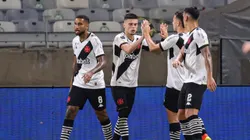 Gabriel Pec, jogador do Vasco, comemora seu gol durante partida contra o Cruzeiro no Mineirão pelo Campeonato Brasileiro - Foto: Gilson Lobo/AGIF
