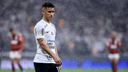 Matias Rojas, jogador do Corinthians, durante partida contra o Flamengo na Arena Corinthians pelo Campeonato Brasileiro - Foto: Marcello Zambrana/AGIF