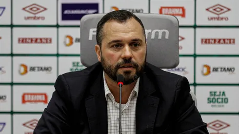 Mário Bittencourt presidente do Fluminense durante coletiva. FOTO: LUCAS MERÇON/FLUMINENSE F.C.