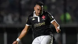 Torcedores querem mais minutos para Dimitri Payet. Foto: Thiago Ribeiro/AGIF