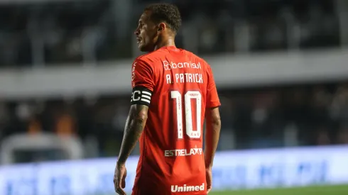 Alan Patrick será desfalque diante do Bragantino - Foto: Ricardo Duarte/Internacional