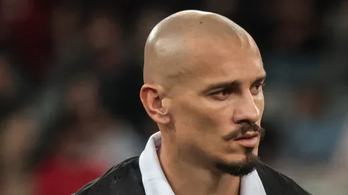 Maicon desfalca o Vasco contra o Corinthians. Foto: Robson Mafra/AGIF