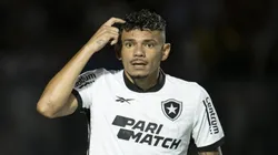 Tiquinho Soares jogador do Botafogo durante partida contra o Vasco no estadio Sao Januario pelo campeonato Brasileiro A 2023. Jorge Rodrigues/AGIF
