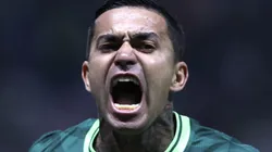 Foto: Marcello Zambrana/AGIF - Dudu em partida do Palmeiras no Campeonato Brasileiro de 2023