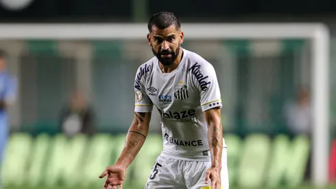 Tomás Rincón será desfalque para o Santos. Foto: Gilson Lobo/AGIF