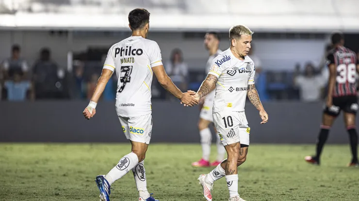 Soteldo, jogador do Santos, durante partida contra o São Paulo na Vila Belmiro pelo Campeonato Brasileiro - Foto: Abner Dourado/AGIF