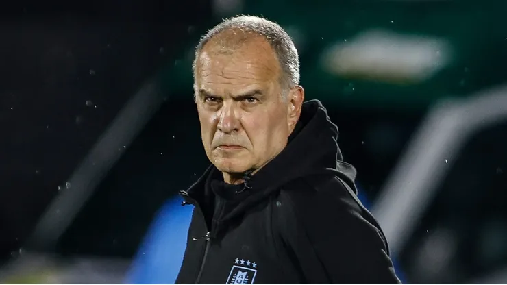 Bielsa é o treinador da Seleção do Uruguai. Foto: Ernesto Ryan/Getty Images