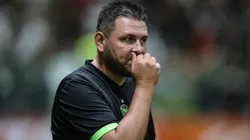 Foto: Gilson Lobo/AGIF - Thiago Kosloski, técnico do Coritiba