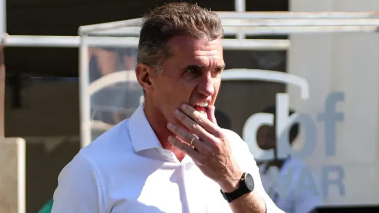 Foto: Gilson Junio/AGIF. Vagner Mancini, técnico do Ceará