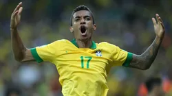 Luiz Gustavo em ação pela Seleção Brasileira - Foto: Adalberto Marques/AGIF