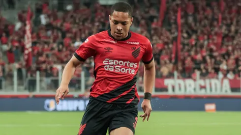 Vitor Roque é destaque do Athletico-PR. Foto: Robson Mafra/AGIF