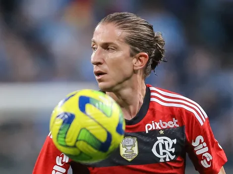 Parça de Filipe Luis na Seleção Brasileira consegue desempenhar e se torna titular absoluto