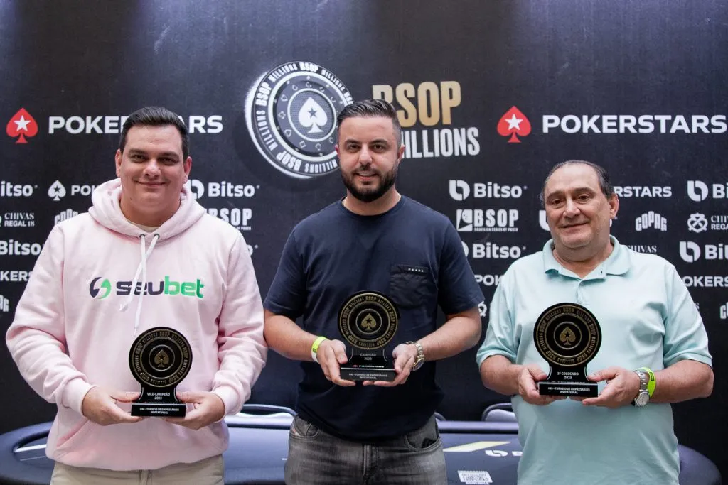 Pódio Torneio dos empresários. (Foto: Divulgação/BSOP)