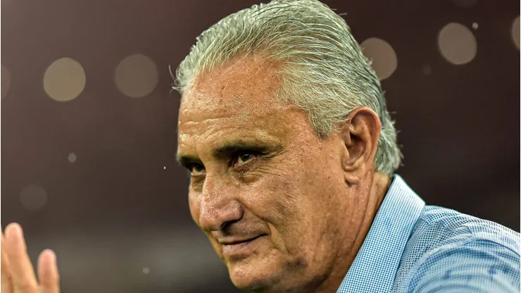 Tite aprova zagueiro para o Flamengo. Foto: Thiago Ribeiro/AGIF