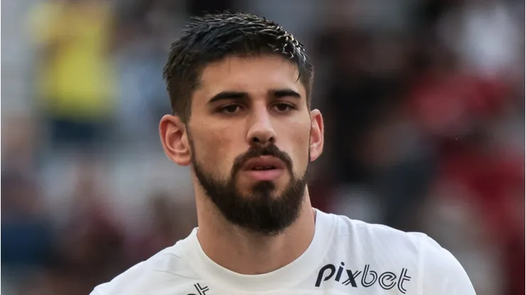 Foto: Robson Mafra/AGIF - Bruno Méndez em partida do Corinthians pelo Campeonato Brasileiro