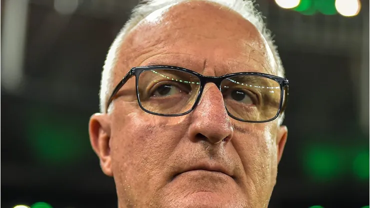 Dorival Junior tecnico do Sao Paulo durante partida contra o Fluminense no estadio Maracana pelo campeonato Brasileiro A 2023. Foto: Thiago Ribeiro/AGIF