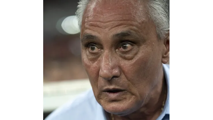 Tite técnico do Flamengo durante partida contra o Bragantino no estádio Maracanã pelo campeonato Brasileiro A 2023. Foto: Jorge Rodrigues/AGIF