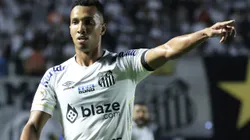 Foto: Marcello Zambrana/AGIF - Lucas Braga foi testado em outra posição